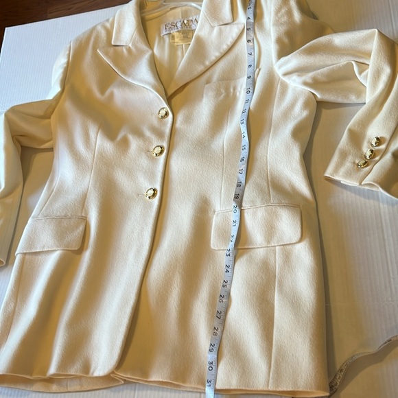 VTG-ESCADA Margaretha ley-12(44)-cream-angora wool blend, lined, blazer/jacket. - Picture 12 of 16